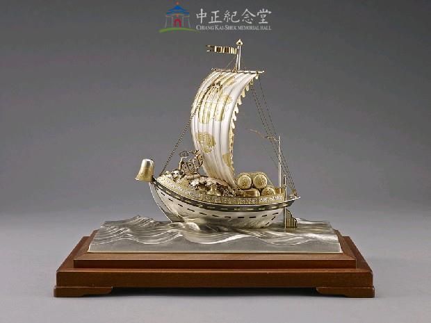 Silver Treasure Boat Collection Image, Figure 1, Total 6 Figures